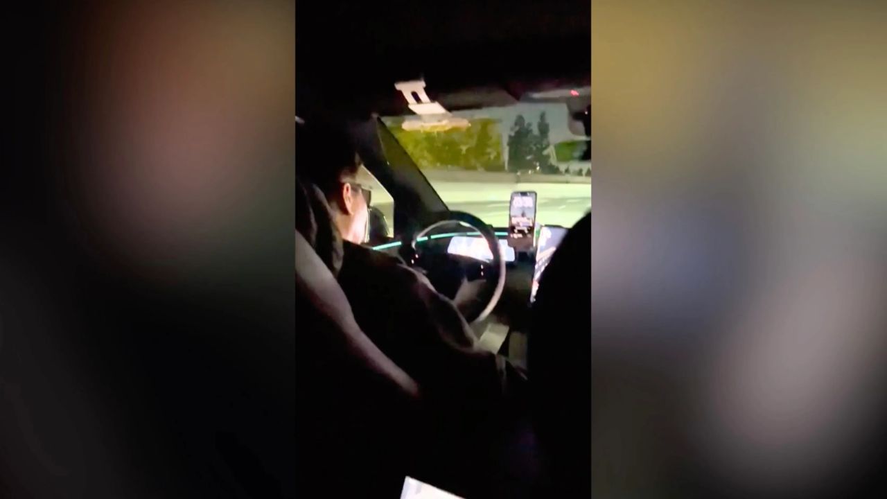 Uber Passenger Records Tesla Driver Appearing to Sleep While Using Full Self-Driving in California
